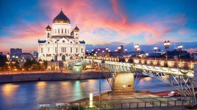 Строили 40 лет, а потом взорвали. История Храма Христа Спасителя