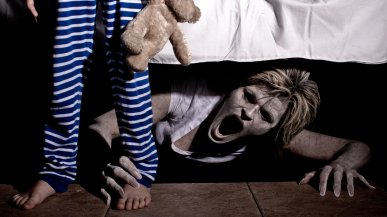 Когда темнота пугает: как помочь ребёнку преодолеть страх спать одному