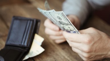 Официальный курс доллара ЦБ РФ с 16 мая 2023 года