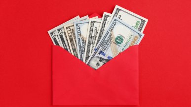 Официальный курс доллара на 24 мая 2023 года