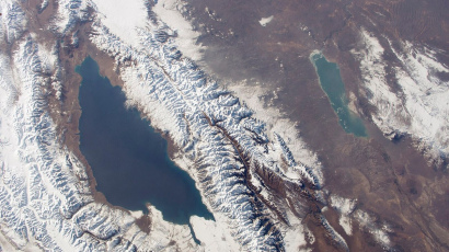 Иссык-Куль: за что так любят главное озеро Кыргызстана?