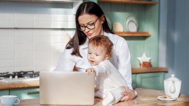 Чему научиться в декрете?