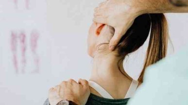 Как заниматься ЛФК при шейном остеохондрозе