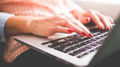 Как научиться быстро печатать?