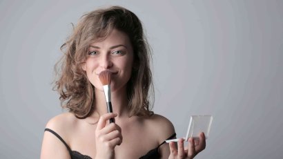 Простые правила лифтинг-макияжа