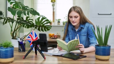 Как поддерживать свой уровень английского?