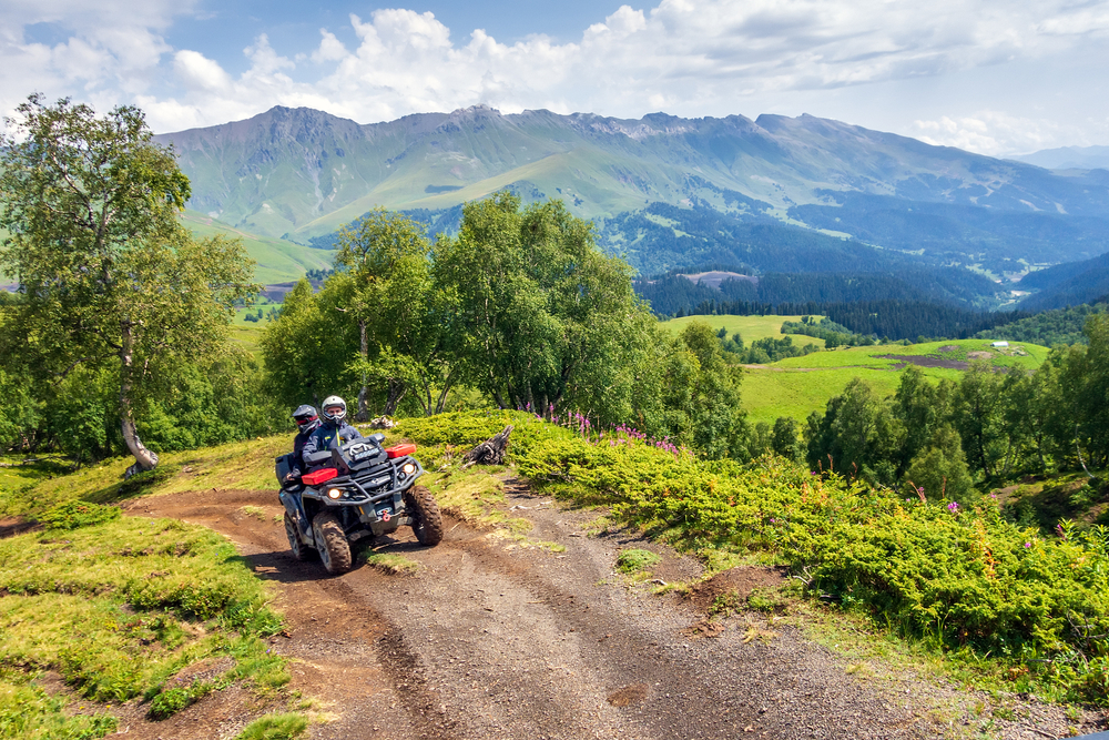 Катание на квадроциклах в Архызе