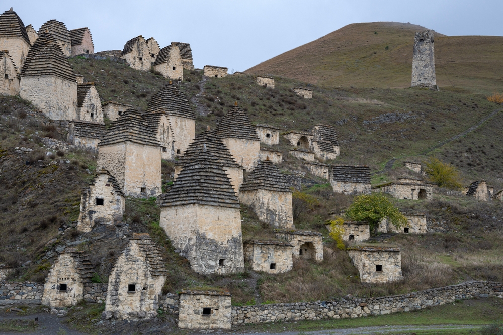 Советы туристам, едущим в Даргавс