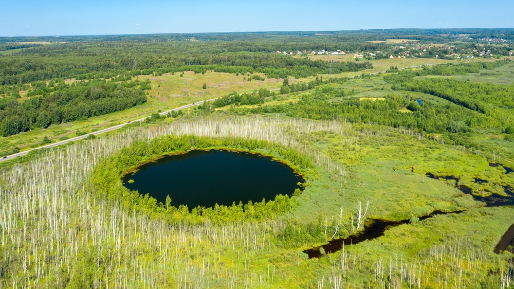 Озеро Бездонное - места для отдыха на воде в Московской области