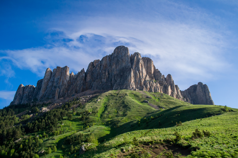 Большой Тхач: самая красивая куэста Кавказа