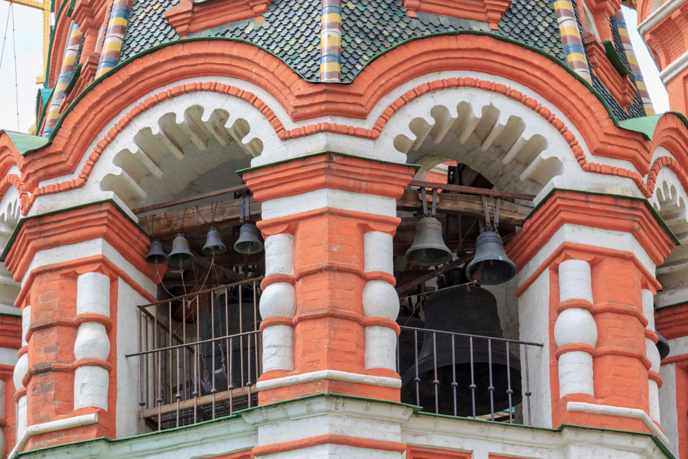 Колокола крупным планом