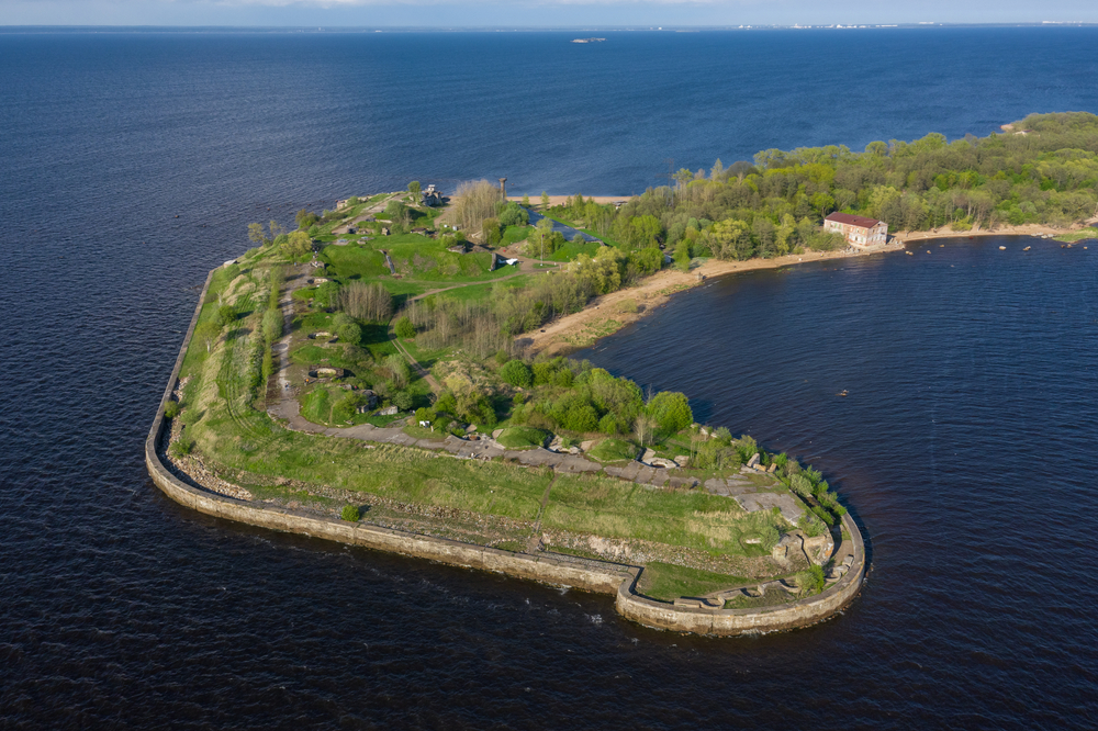 Вид сверху на форт Риф