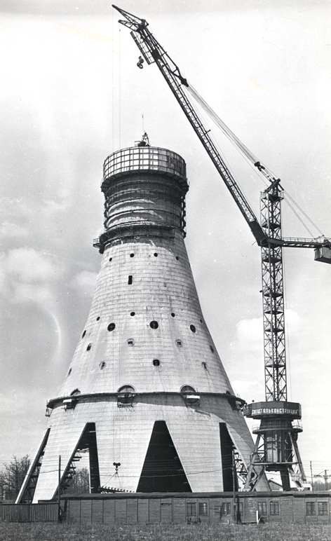 Историческое фото: начало строительства Останкинской телебашни.