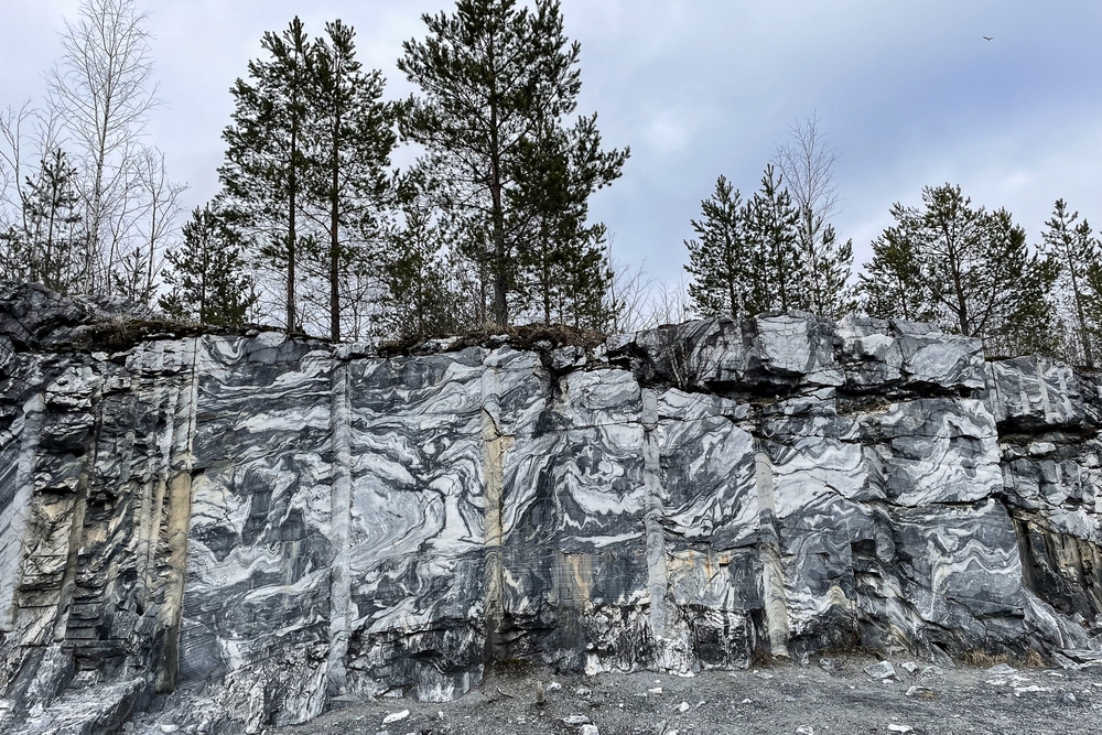 Итальянский карьер в Рускеальском каньоне