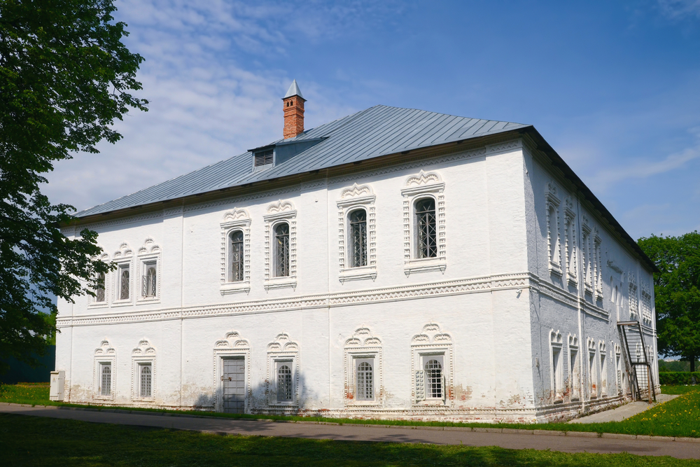 Здание Митрополичьих палат в Ярославле