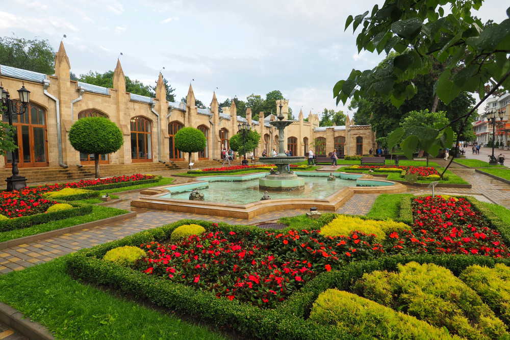 Фото нарзанной галереи в Кисловодске