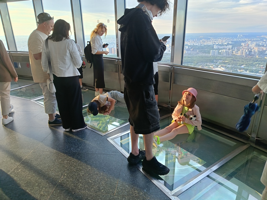 Закрытая обзорная площадка в Останкинской башне