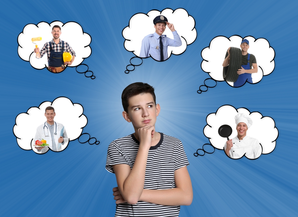 Профориентация для школьников: как помочь ребёнку выбрать профессию