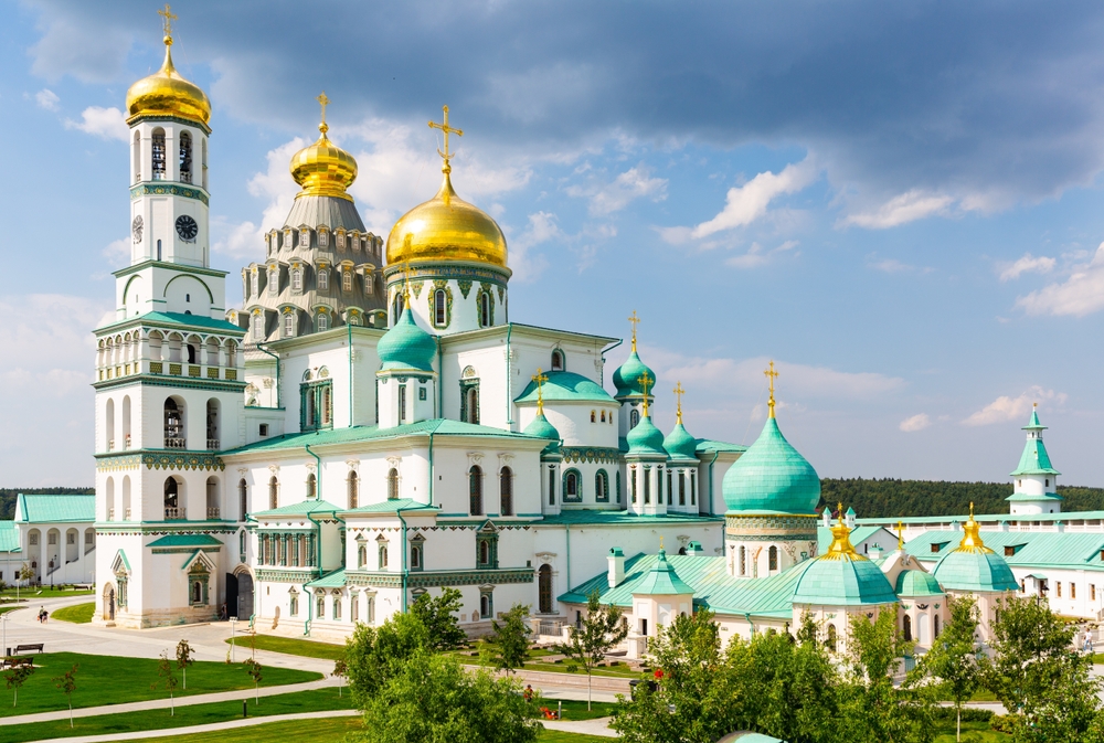 Храм Воскресения Господня в Истре