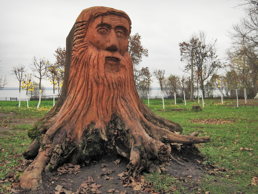 Городской парк в Ростове Великом