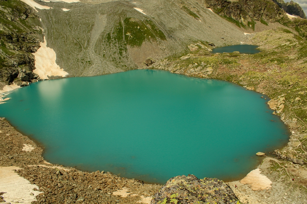 Вид на Софийские озера с перевала Иркиз