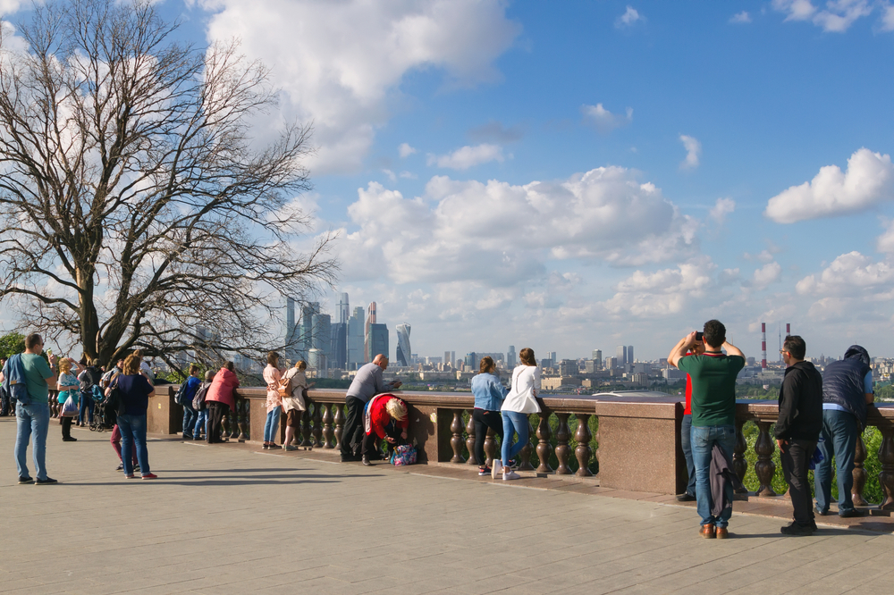 Смотровая площадка на Воробьёвых горах